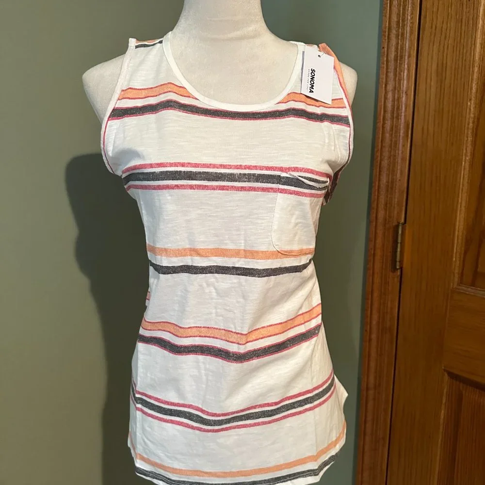 SONOMA HIGH NECK POCKET TANK SIZE M  #590 - Picture 2 of 3